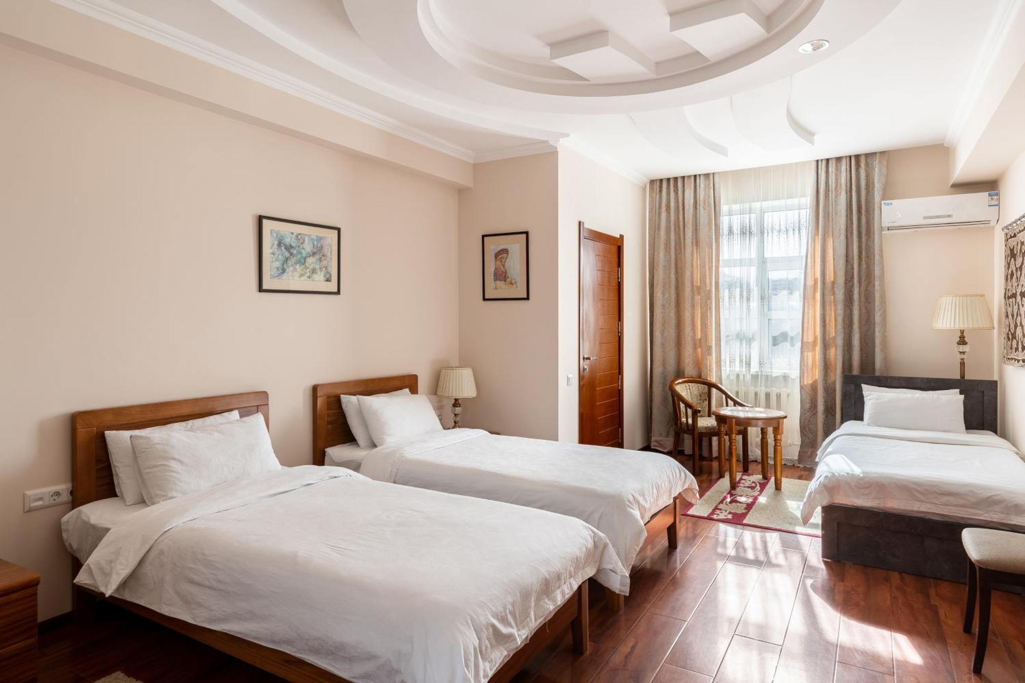 Soluxe Hotel 비슈케크 외부 사진